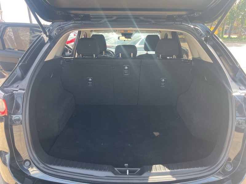 Mazda CX-5 Vehicle Image 14