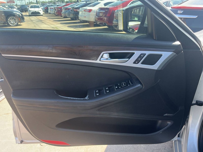 Genesis G80 Vehicle Image 07