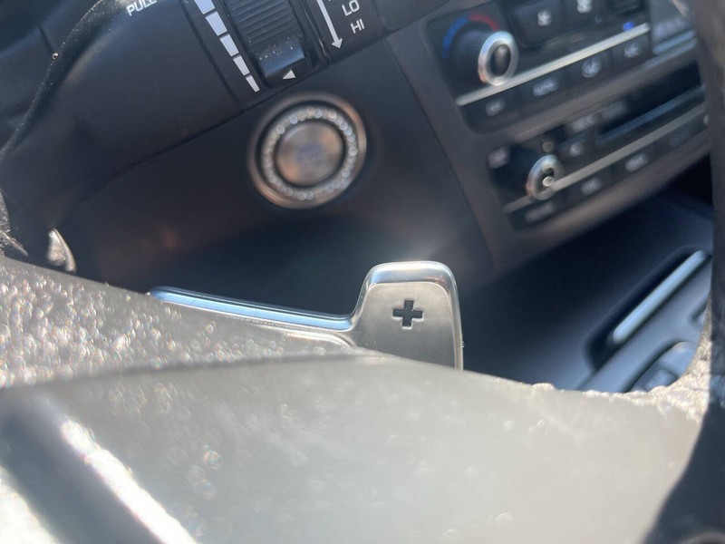 Genesis G80 Vehicle Image 12