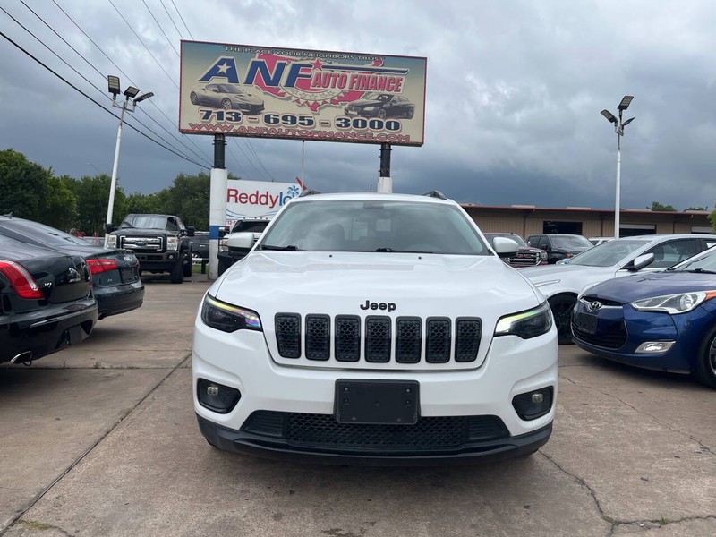Jeep Cherokee Vehicle Image 02