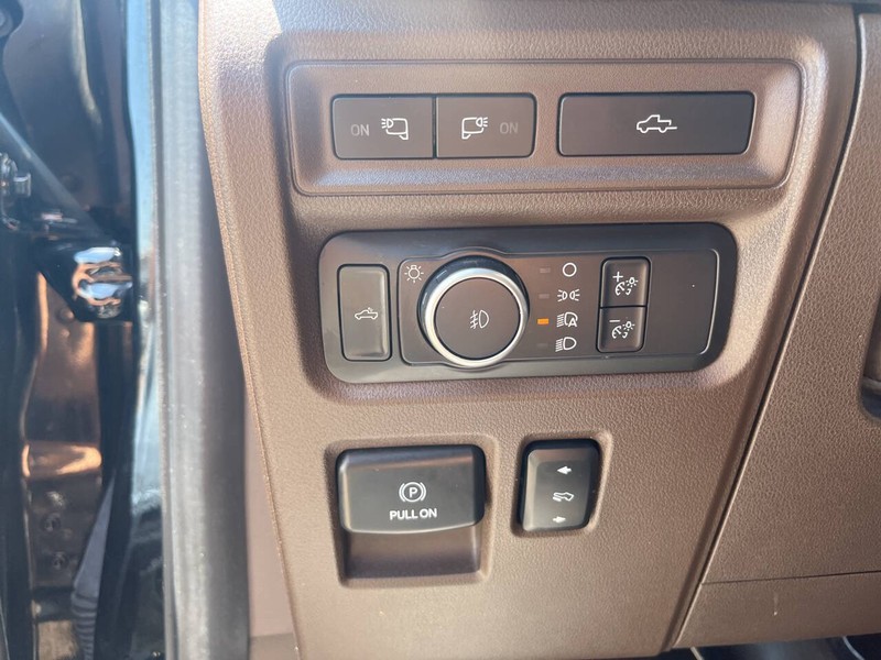 Ford F-150 Vehicle Image 09