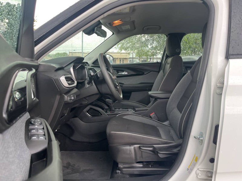 Chevrolet Trailblazer Vehicle Image 07