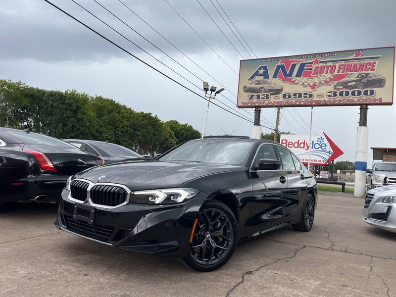 BMW 3 Series Vehicle Image 11
