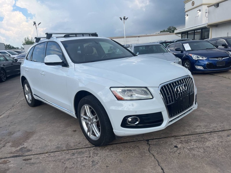 Audi Q5 Vehicle Image 03