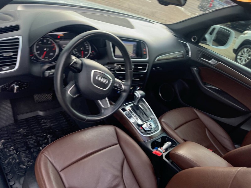 Audi Q5 Vehicle Image 07