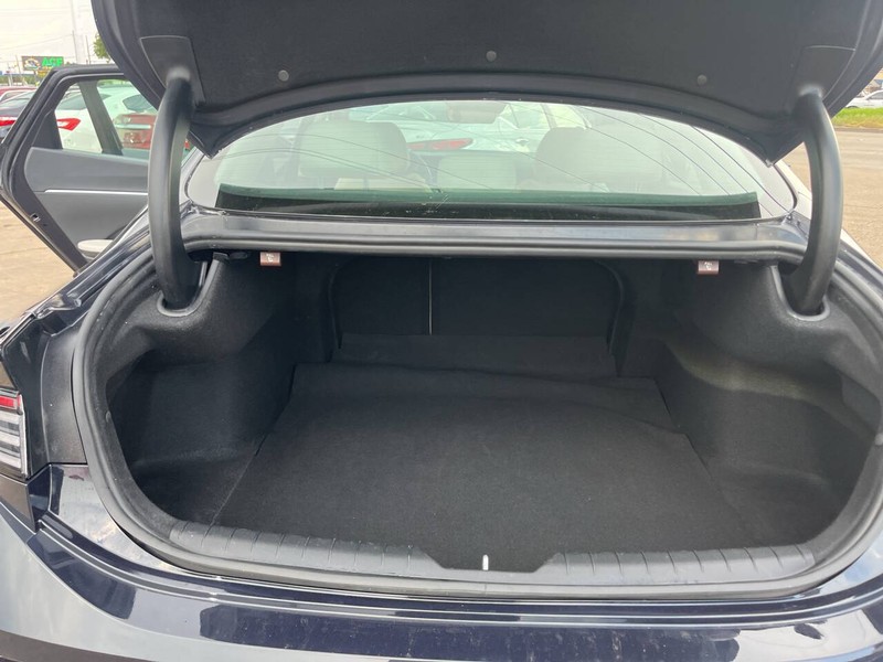 Hyundai Sonata Vehicle Image 18