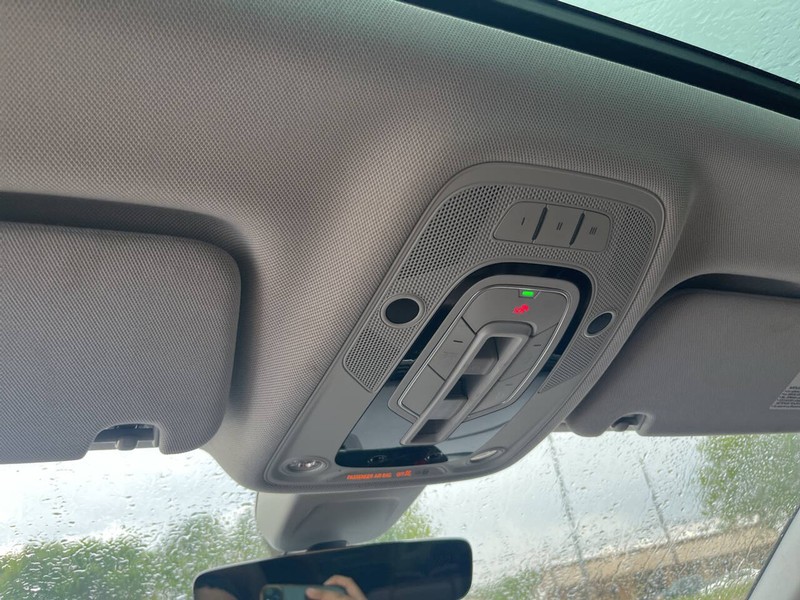 Audi Q7 Vehicle Image 10