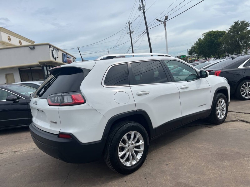 Jeep Cherokee Vehicle Image 03