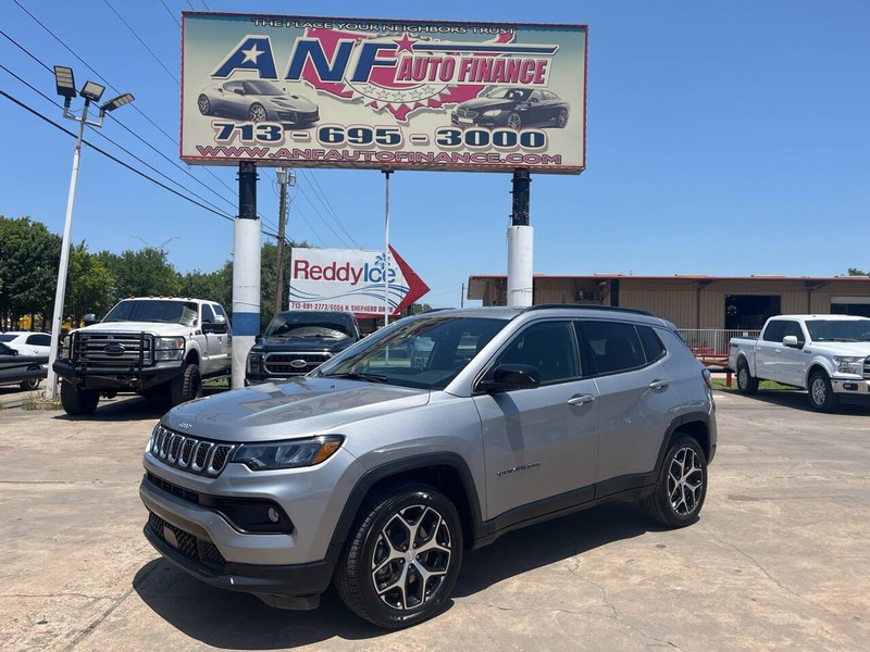 Jeep Compass Vehicle Image 02