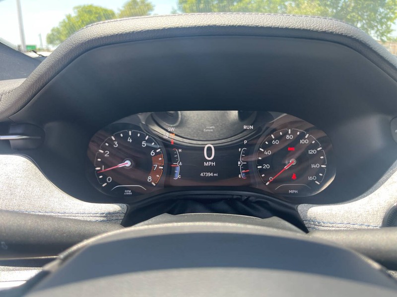 Jeep Compass Vehicle Image 13