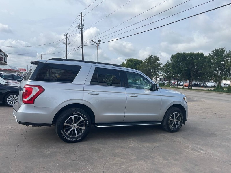 Ford Expedition Vehicle Image 07