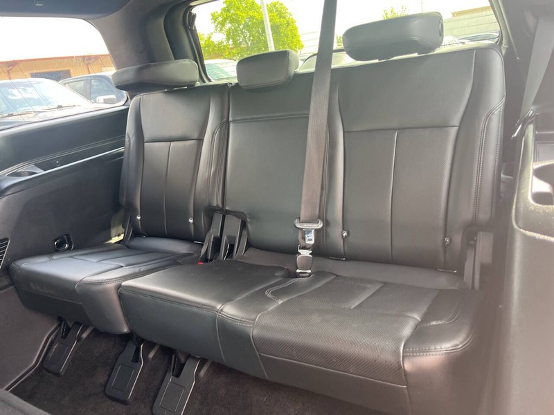 Ford Expedition Vehicle Image 11