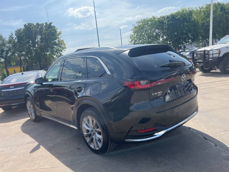 Mazda CX-90 Vehicle Image 05