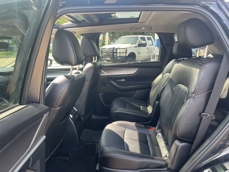 Mazda CX-90 Vehicle Image 17