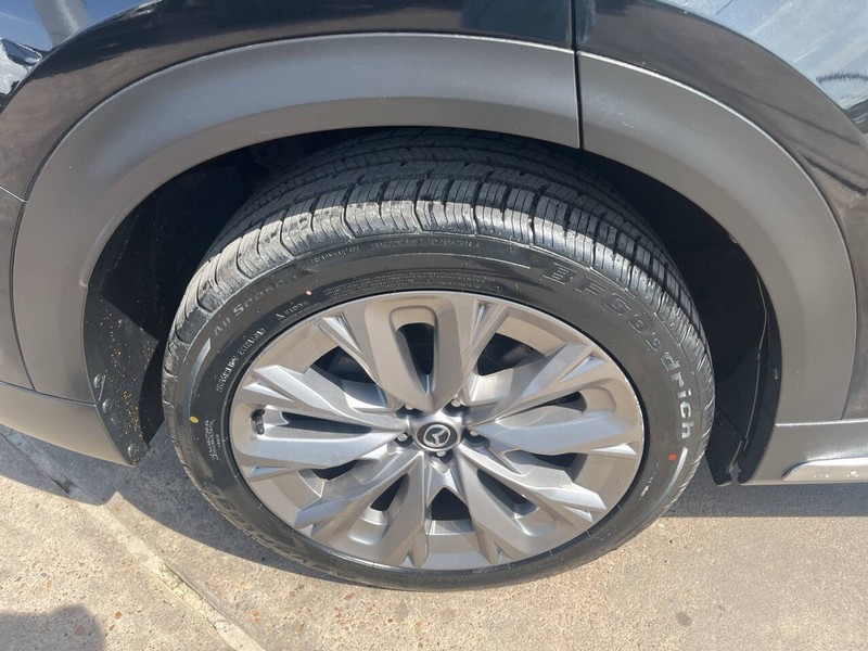 Mazda CX-90 Vehicle Image 25