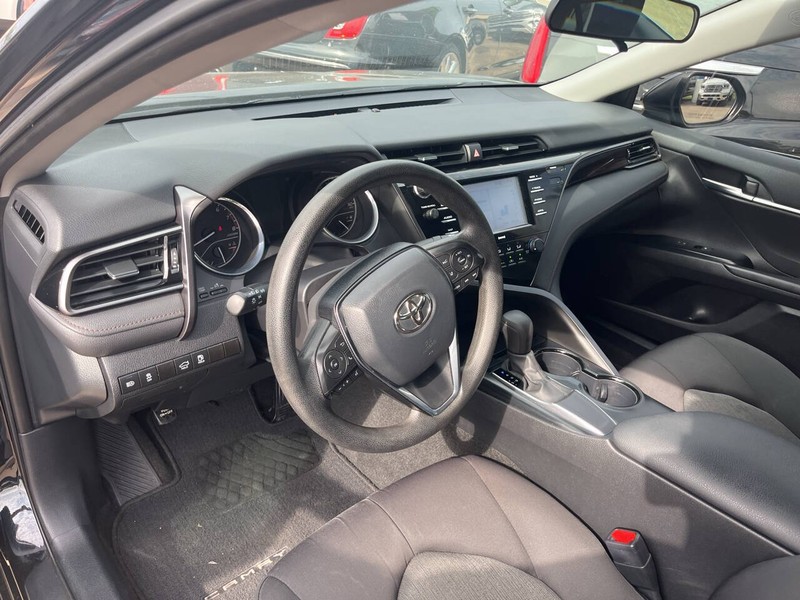 Toyota Camry Vehicle Image 08