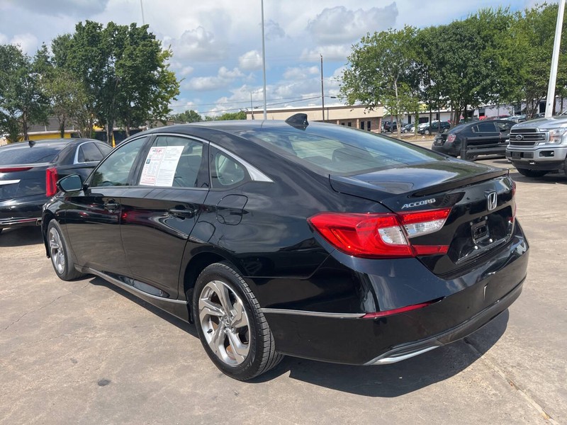 Honda Accord Sedan Vehicle Image 04