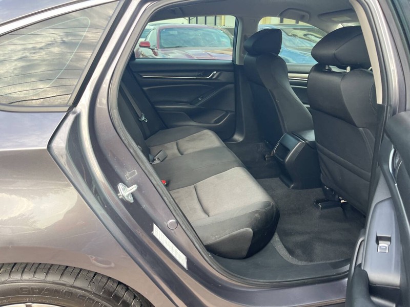 Honda Accord Hybrid Vehicle Image 10