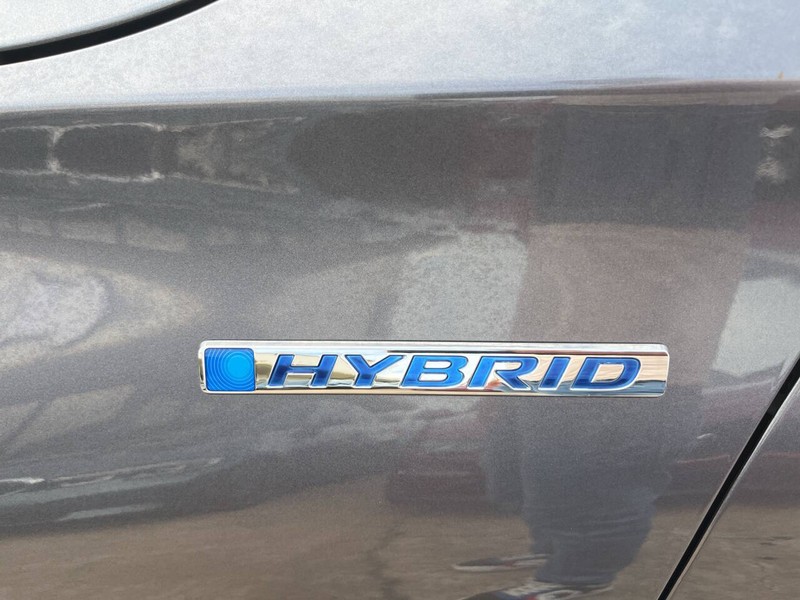 Honda Accord Hybrid Vehicle Image 12