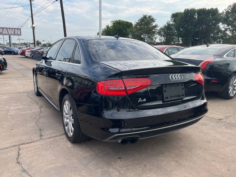 Audi A4 Vehicle Image 03