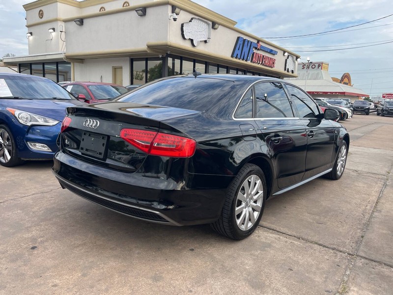 Audi A4 Vehicle Image 05