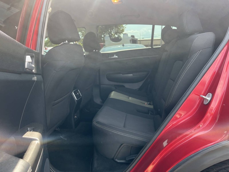 Kia Sportage Vehicle Image 08