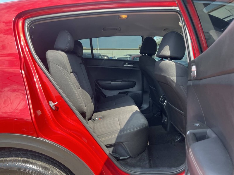 Kia Sportage Vehicle Image 10