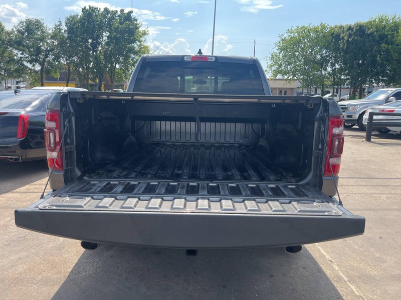 Ram 1500 Vehicle Image 12