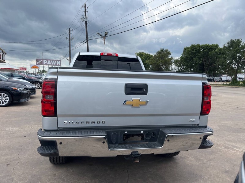 Chevrolet Silverado 1500 Vehicle Image 05