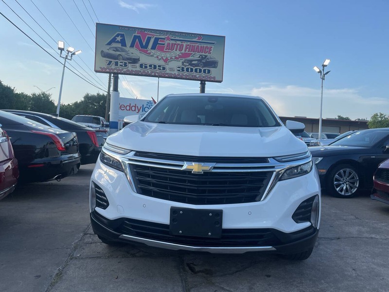 Chevrolet Equinox Vehicle Image 02