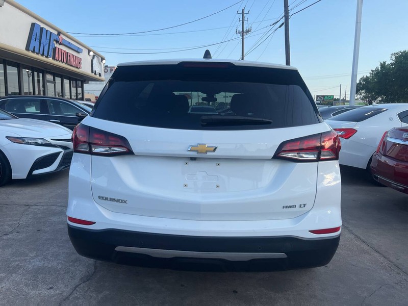 Chevrolet Equinox Vehicle Image 04