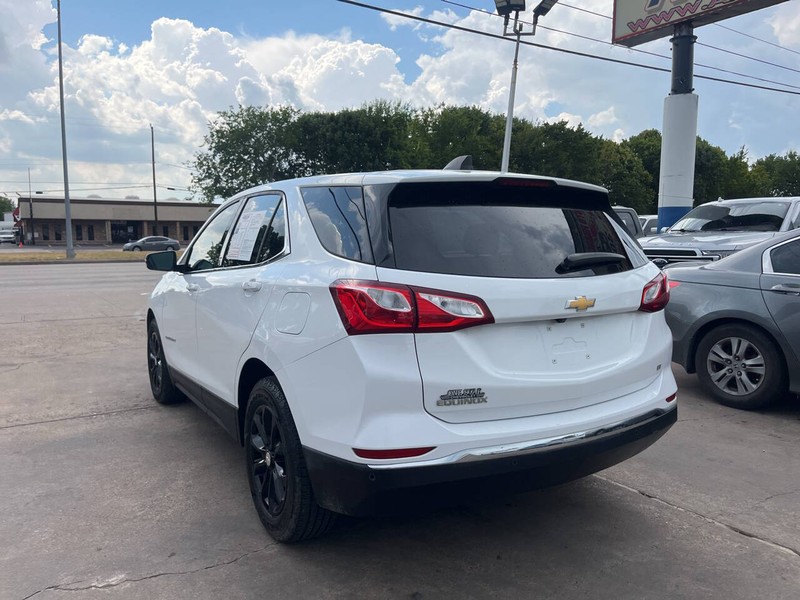 Chevrolet Equinox Vehicle Image 04