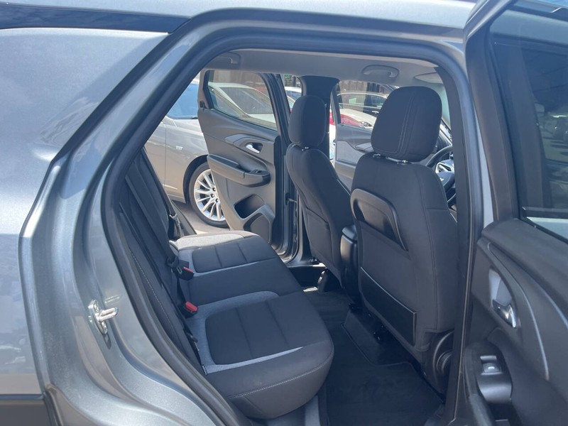 Chevrolet Trailblazer Vehicle Image 16