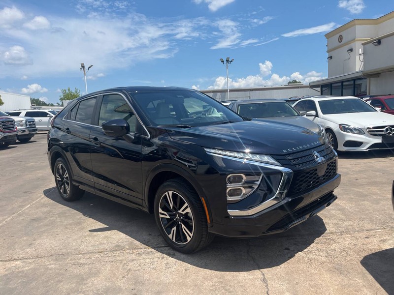 Mitsubishi Eclipse Cross Vehicle Image 03