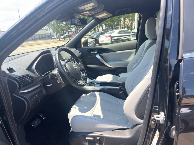 Mitsubishi Eclipse Cross Vehicle Image 09