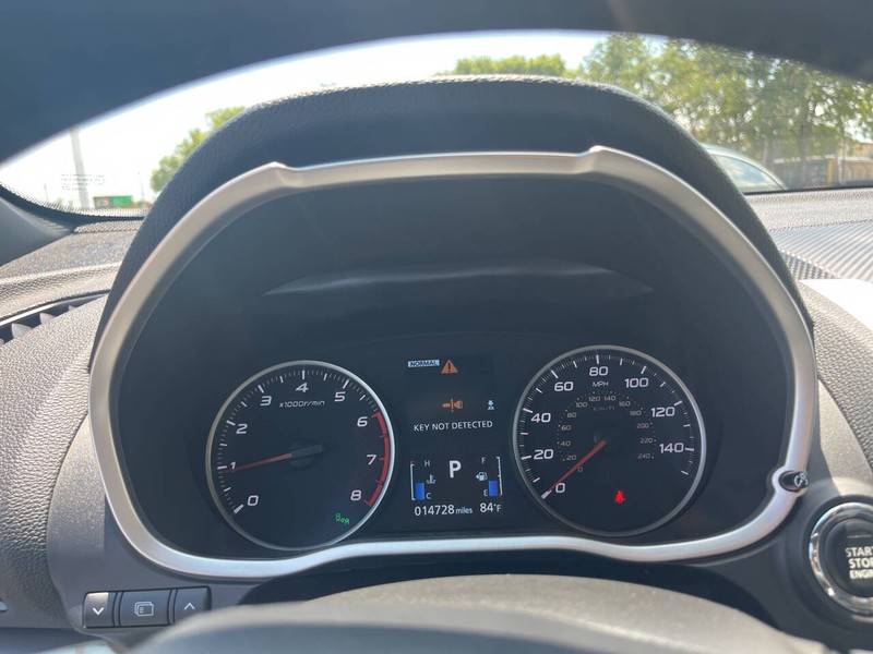 Mitsubishi Eclipse Cross Vehicle Image 13