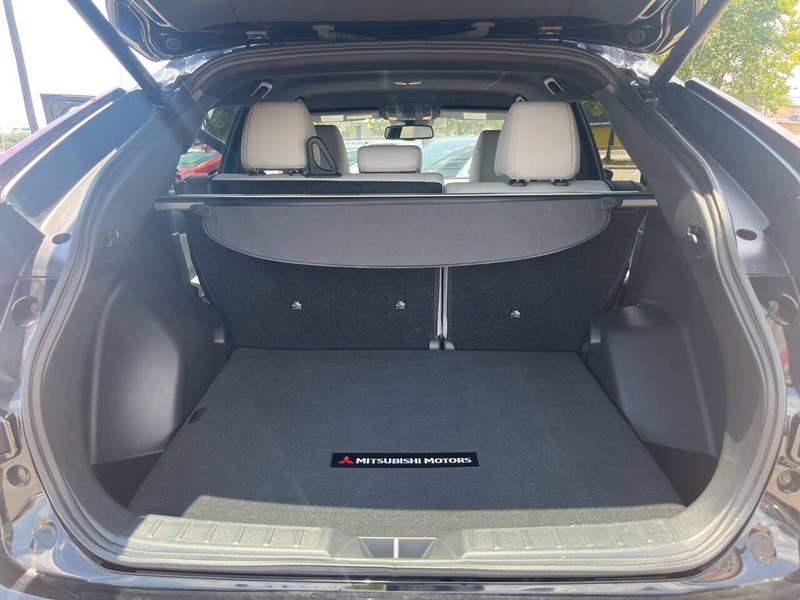Mitsubishi Eclipse Cross Vehicle Image 20