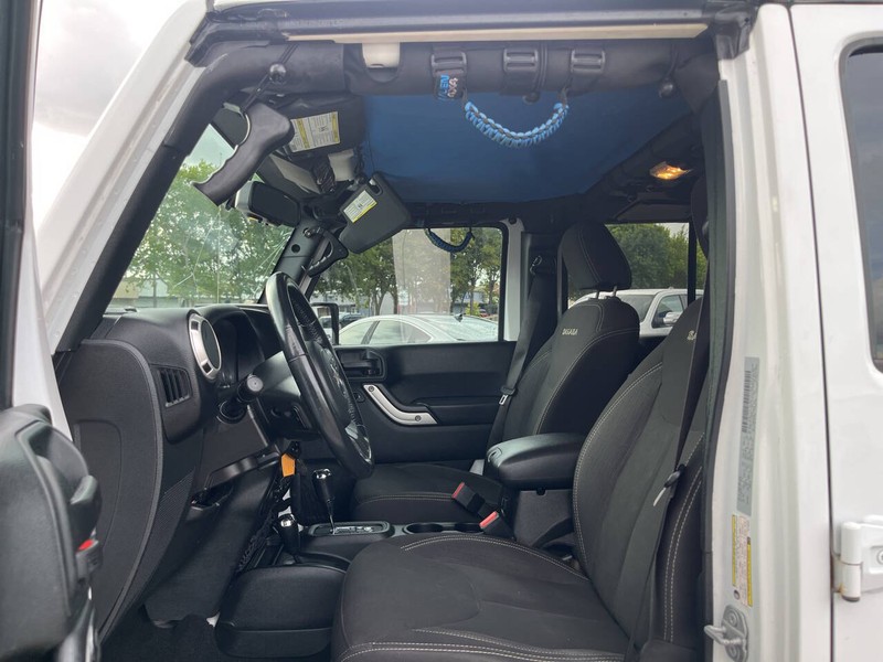 Jeep Wrangler Unlimited Vehicle Image 08