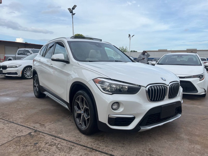 BMW X1 Vehicle Image 07