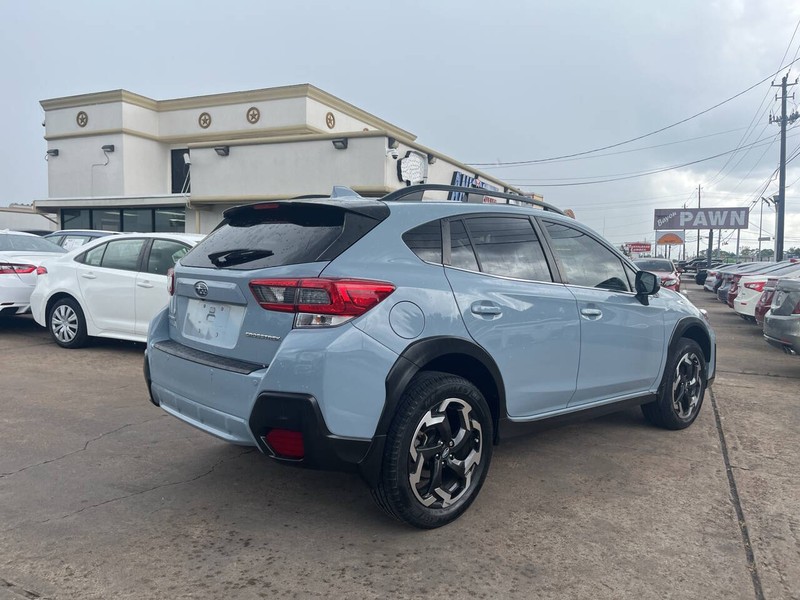 Subaru Crosstrek Vehicle Image 06