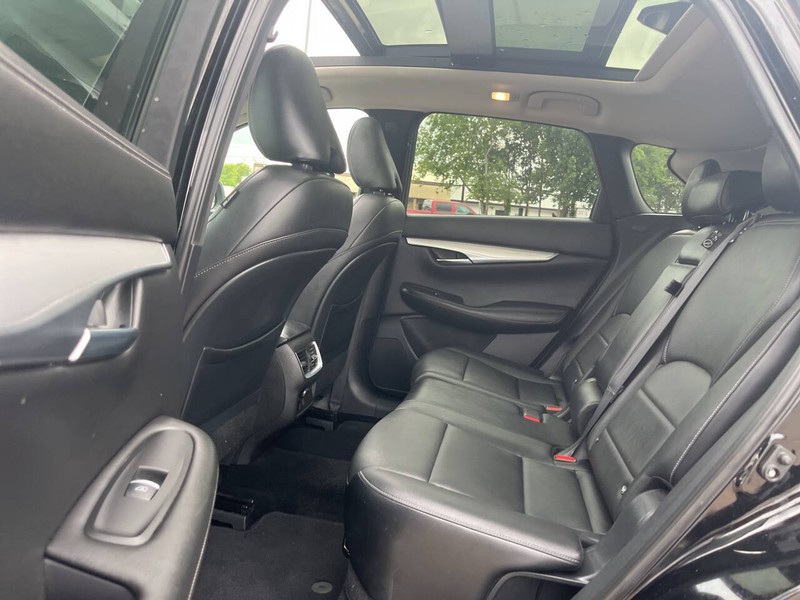 INFINITI QX50 Vehicle Image 08
