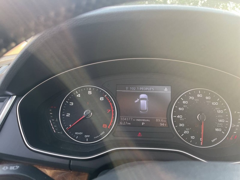 Audi Q5 Vehicle Image 09