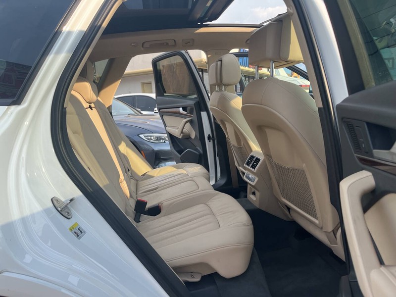Audi Q5 Vehicle Image 17