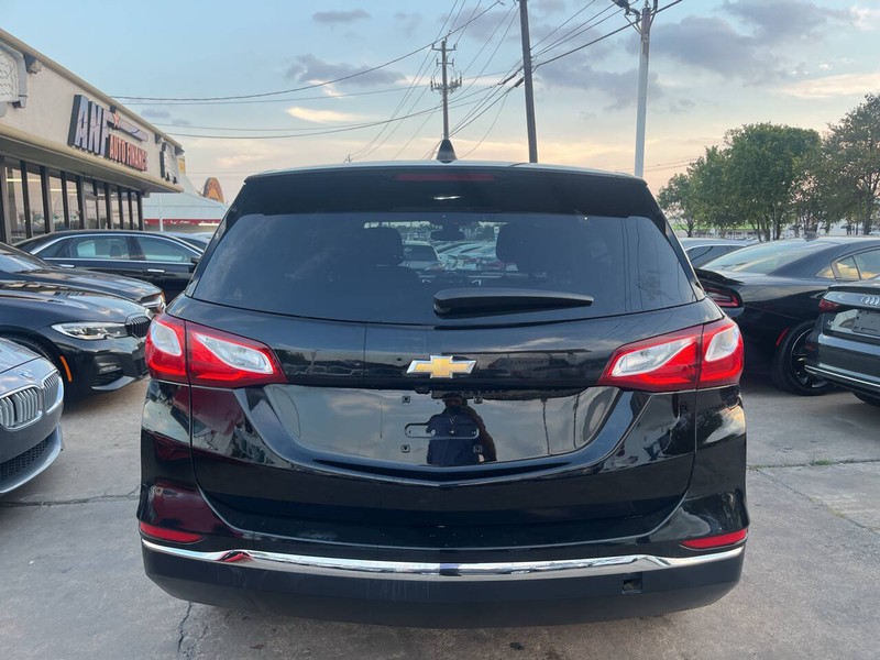 Chevrolet Equinox Vehicle Image 04