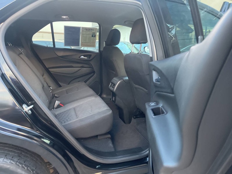 Chevrolet Equinox Vehicle Image 10
