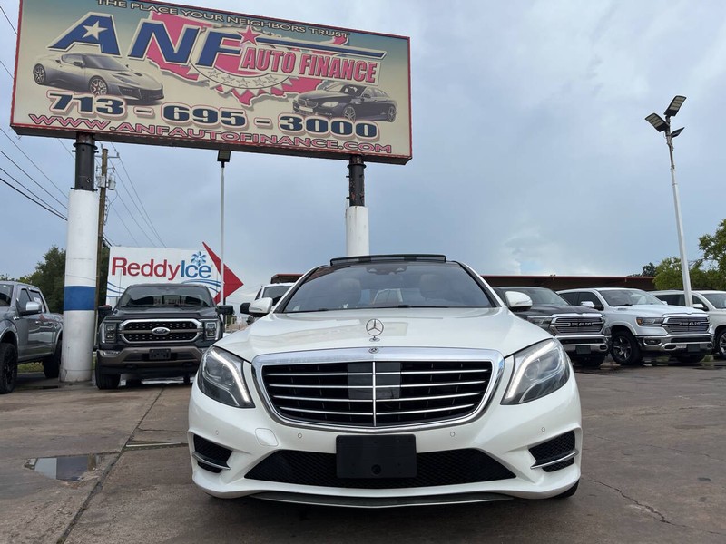 Mercedes-Benz S-Class Vehicle Image 02