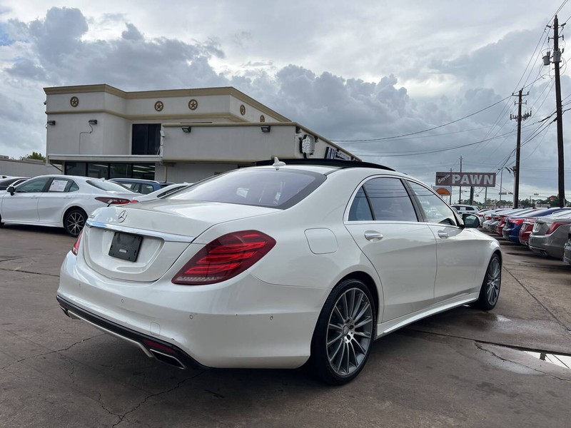 Mercedes-Benz S-Class Vehicle Image 05