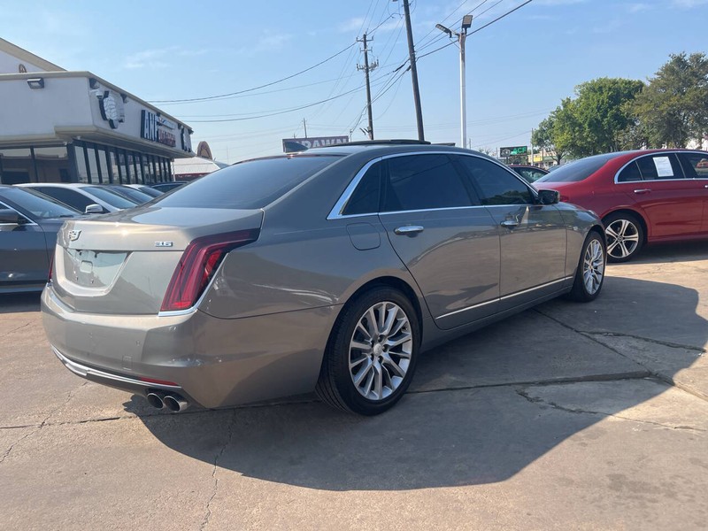 Cadillac CT6 Sedan Vehicle Image 03