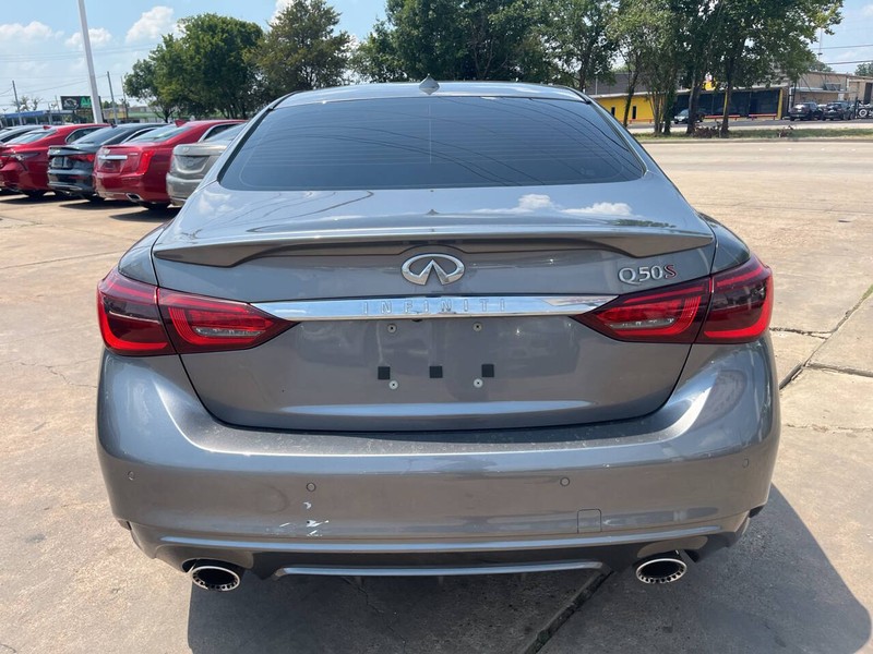 INFINITI Q50 Vehicle Image 04
