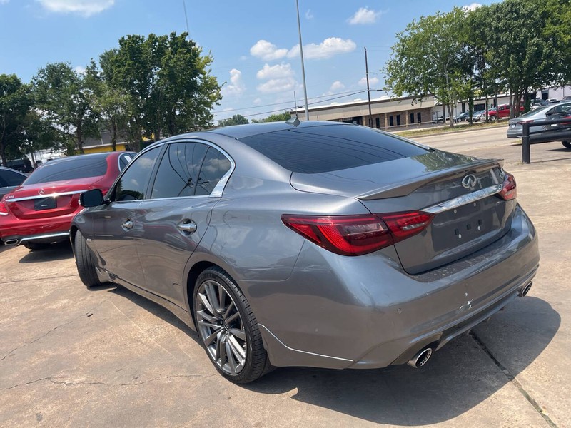 INFINITI Q50 Vehicle Image 05